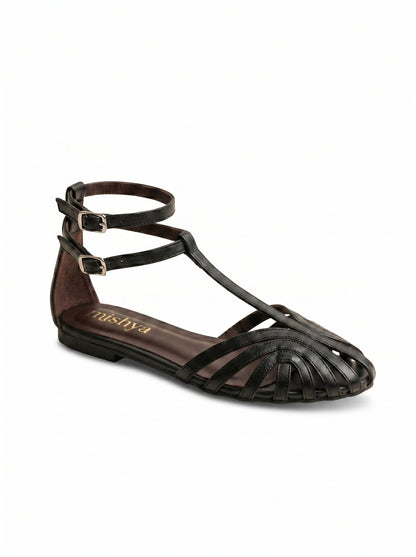 Strappy Leather Flat Sandals in Black
