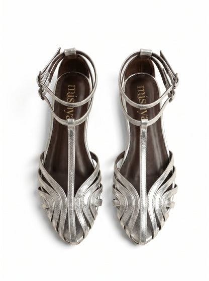 Strappy Leather Flat Sandals in Silver