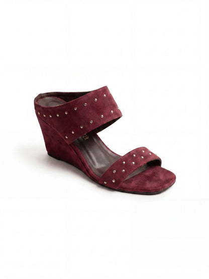 Studded Suede Wedge Sandals 8cm in Burgundy